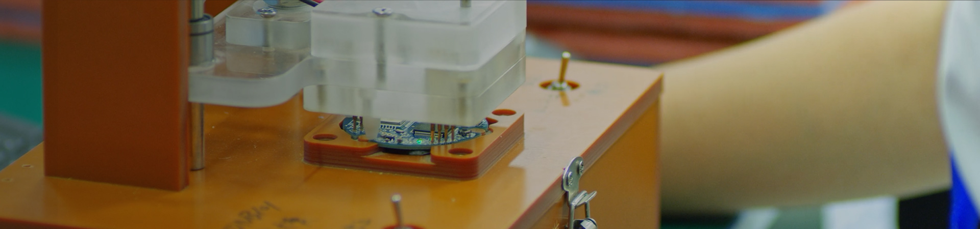 SMT貼片加工_PCBA代工代料_PCBA加工_成品整機(jī)組裝廠家_深圳市全球威科技有限公司